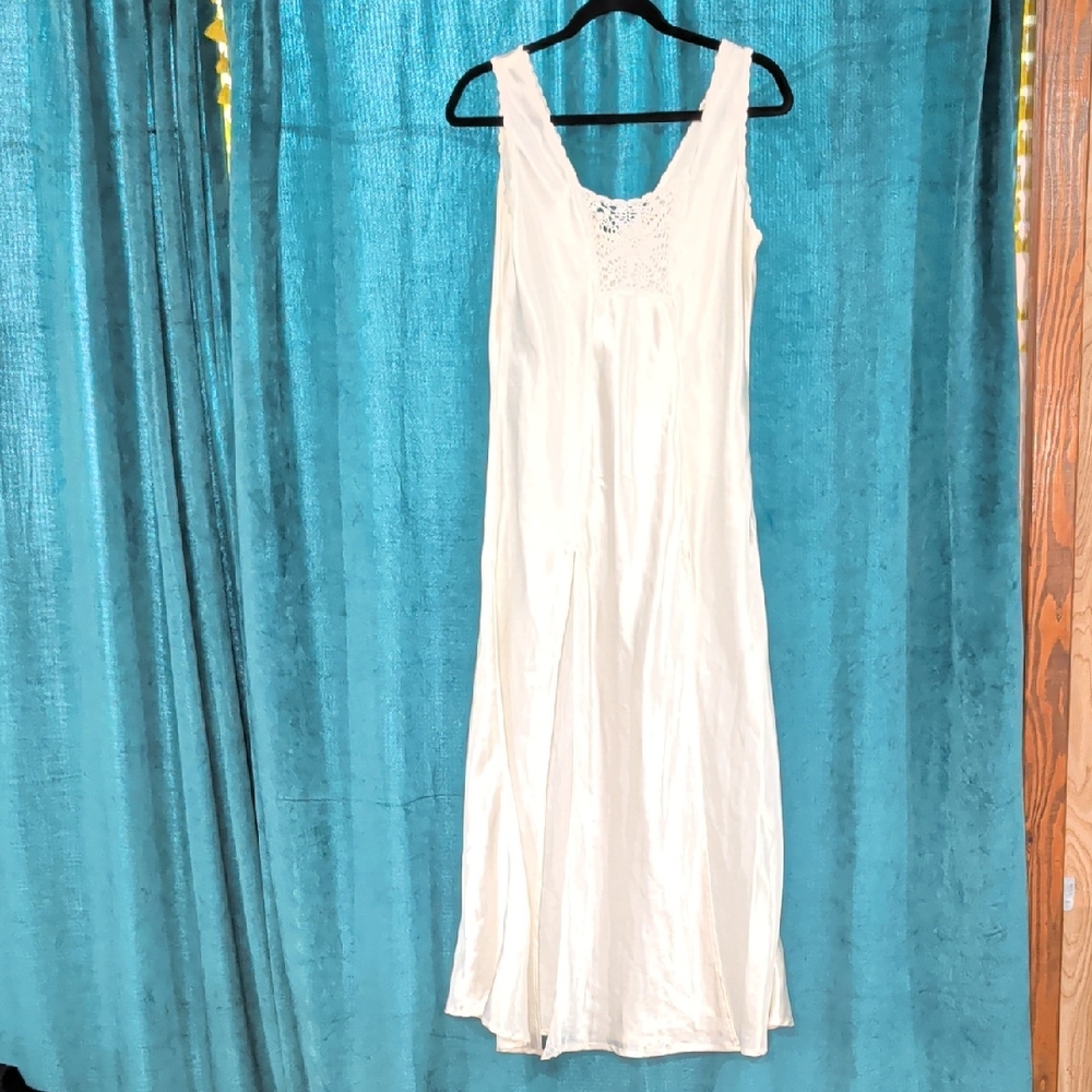 Vintage gold Label Victoria's Secret Ivory Lace Detail